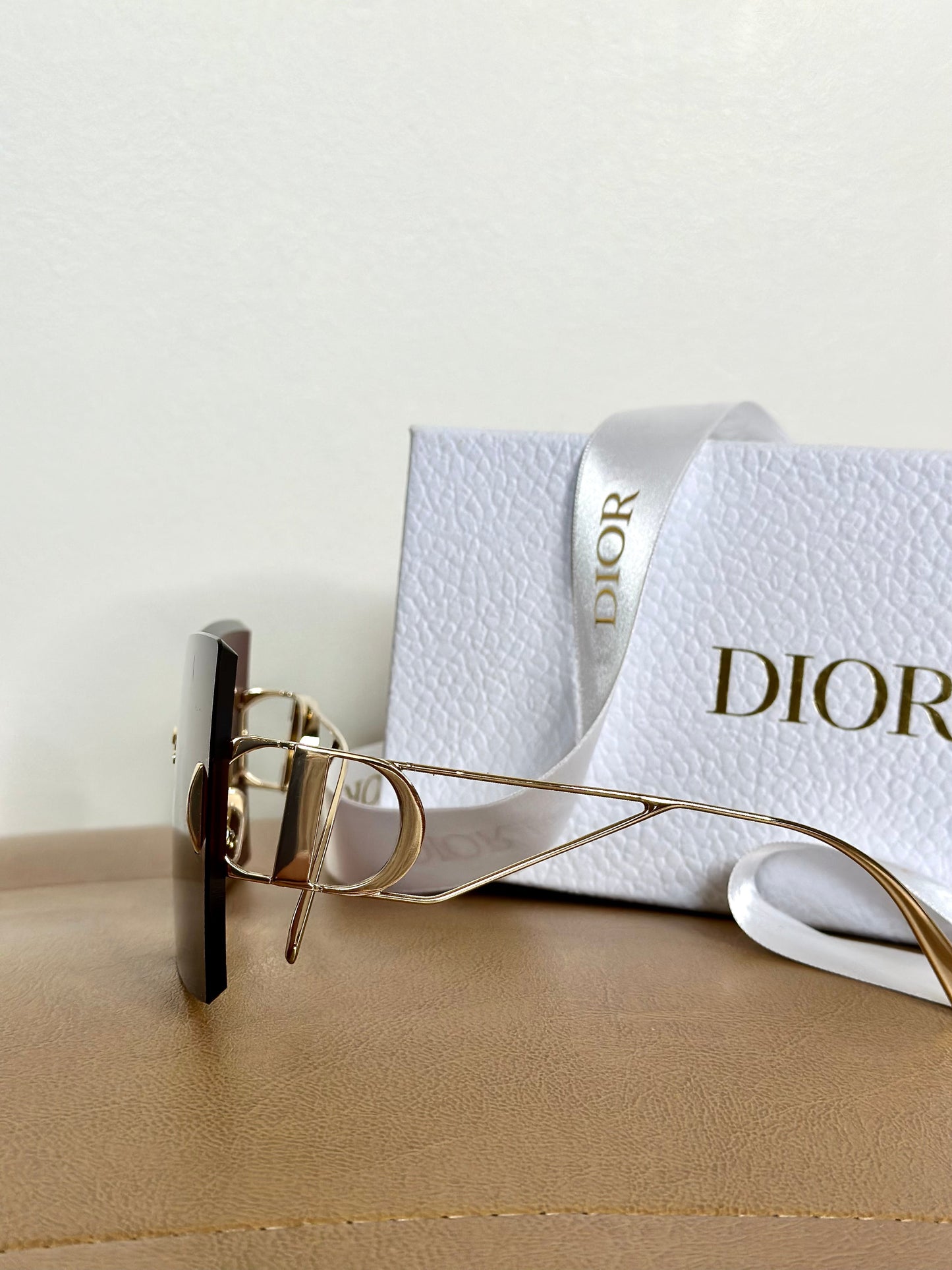 LUNETTES DE SOLEIL DIOR